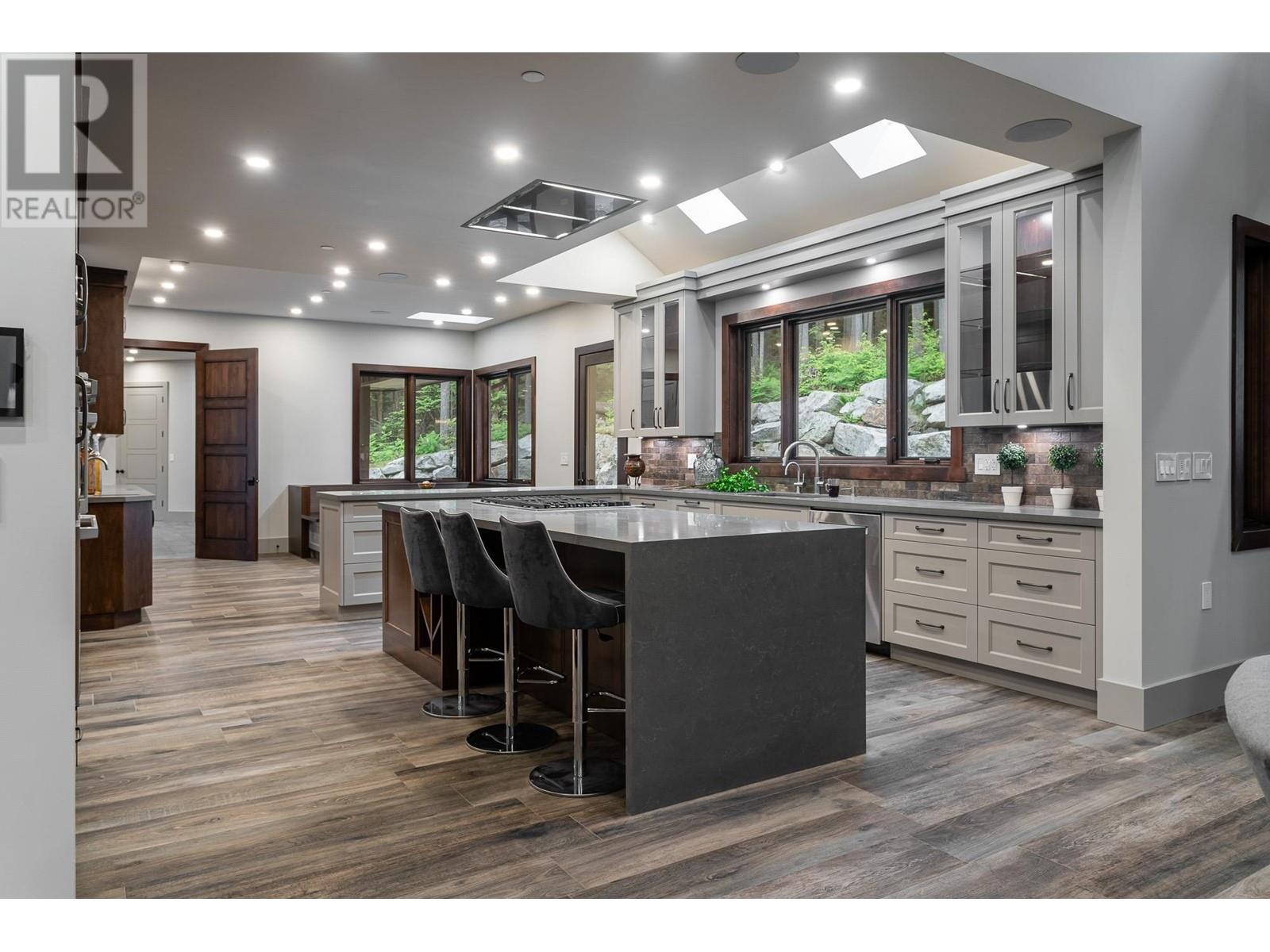 3299 BLACK BEAR WAY, Anmore real estate listing R2966666