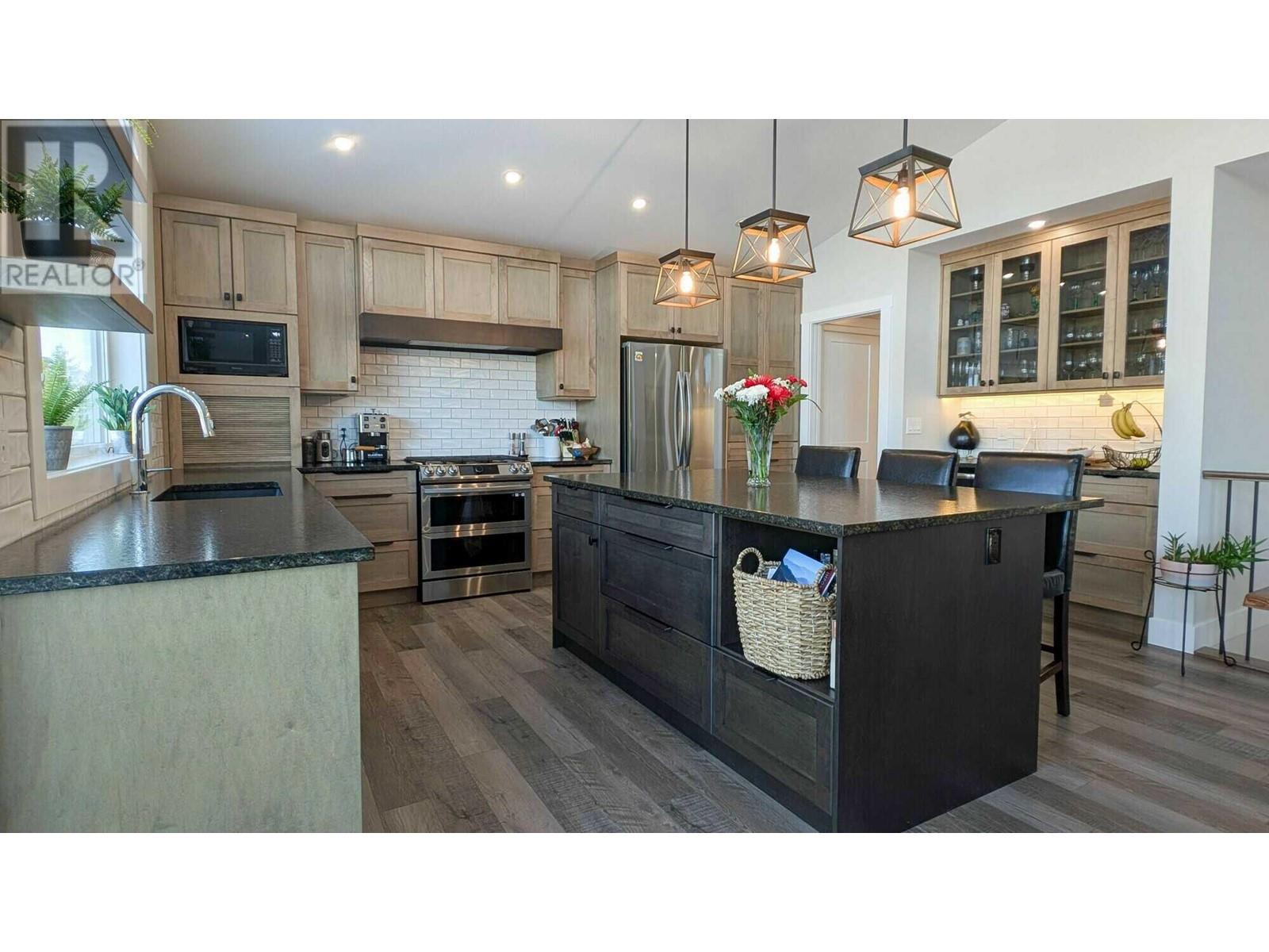 328 Legacy Lookout, Cranbrook