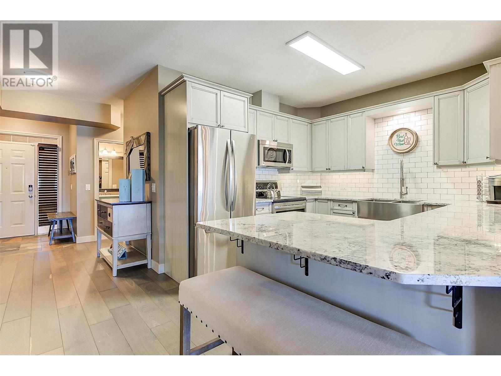 205 3570 Woodsdale Road, Lake Country