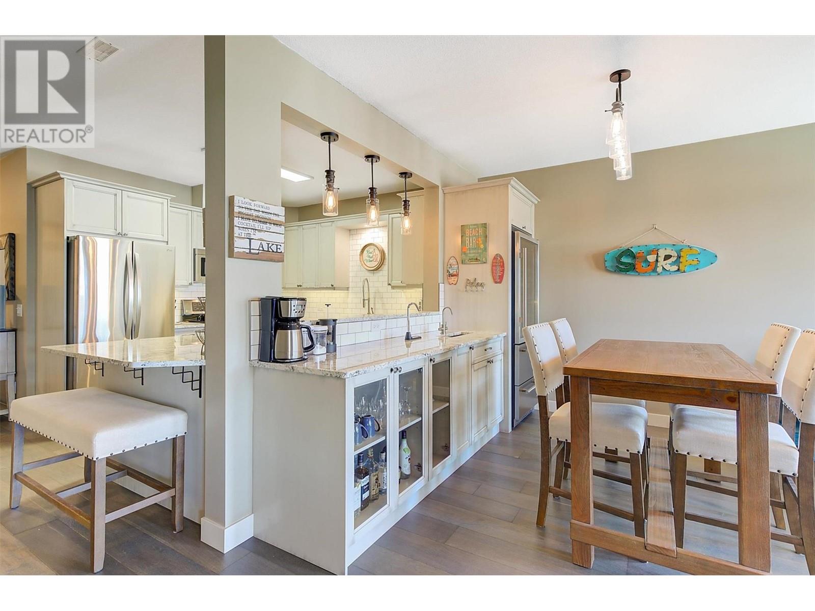 205 3570 Woodsdale Road, Lake Country