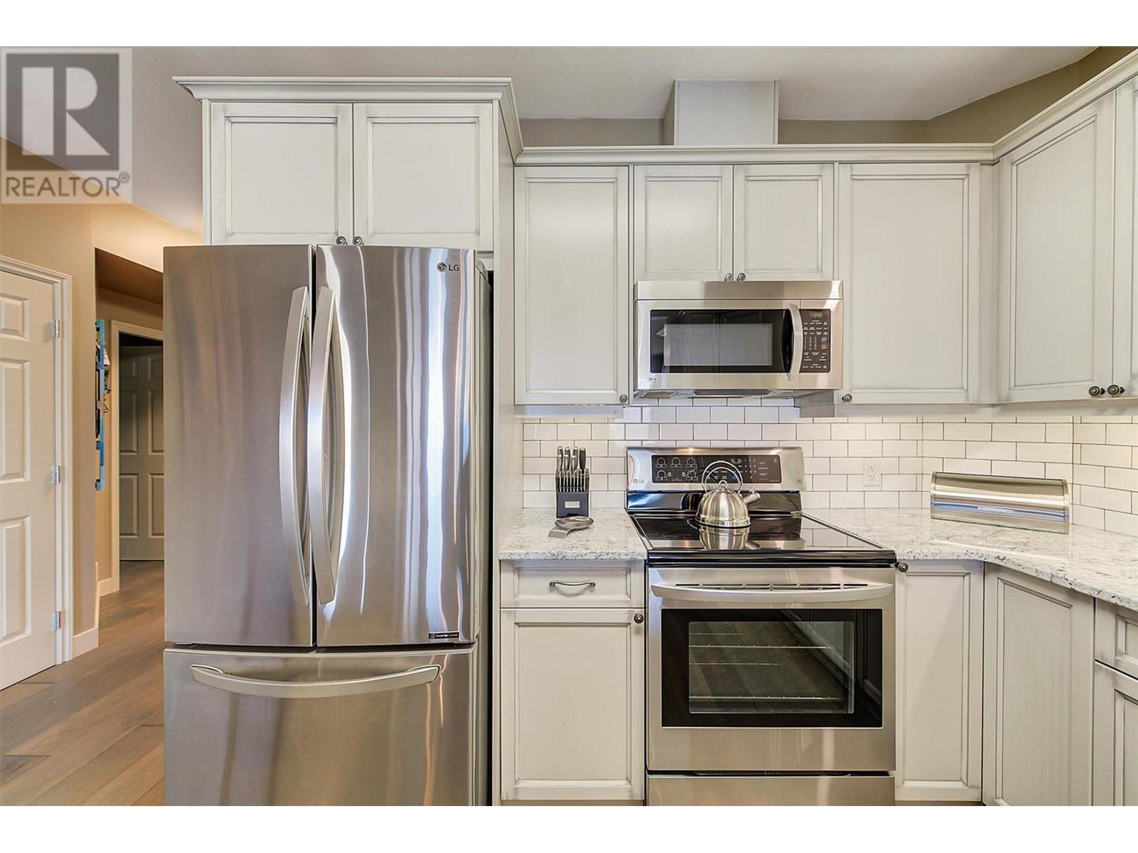 205 3570 Woodsdale Road, Lake Country