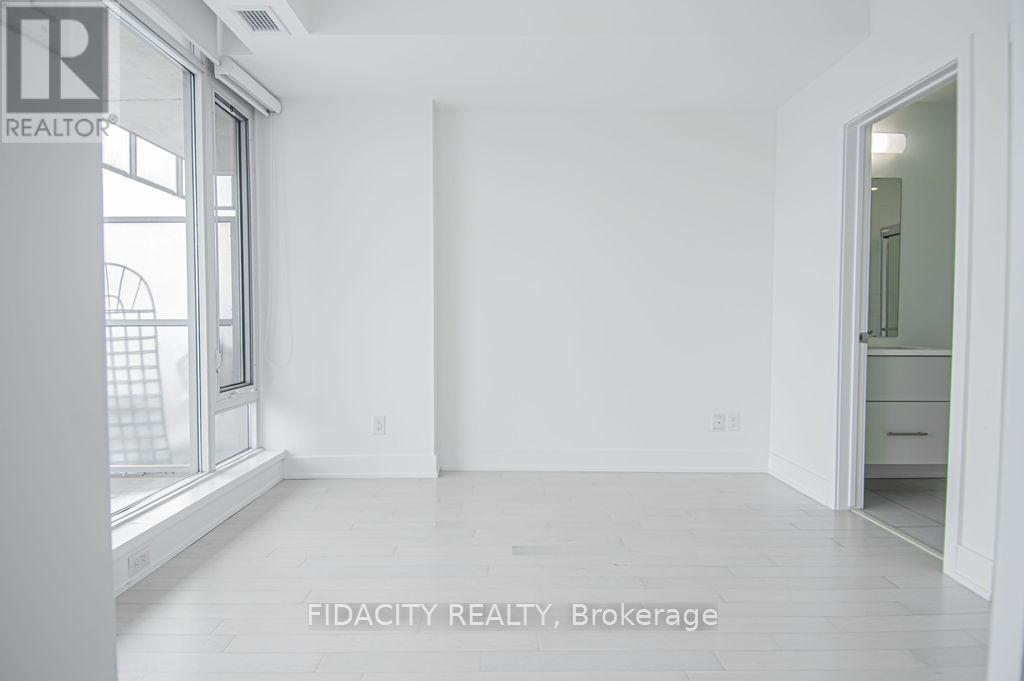 Photo 17 of 513 88 Richmond Road, Ottawa ON