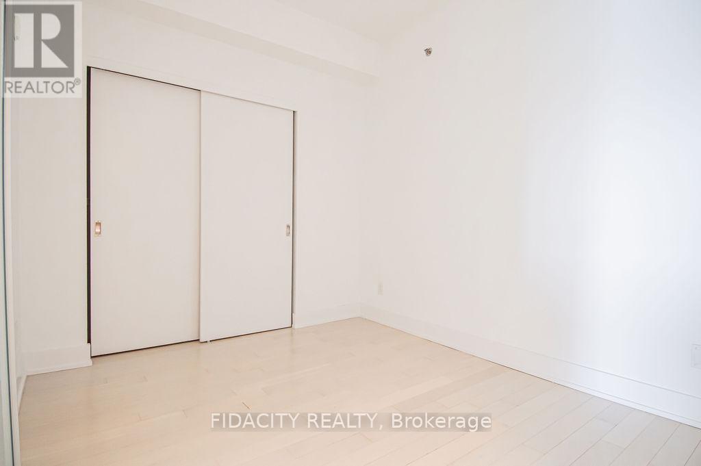 Photo 21 of 513 88 Richmond Road, Ottawa ON