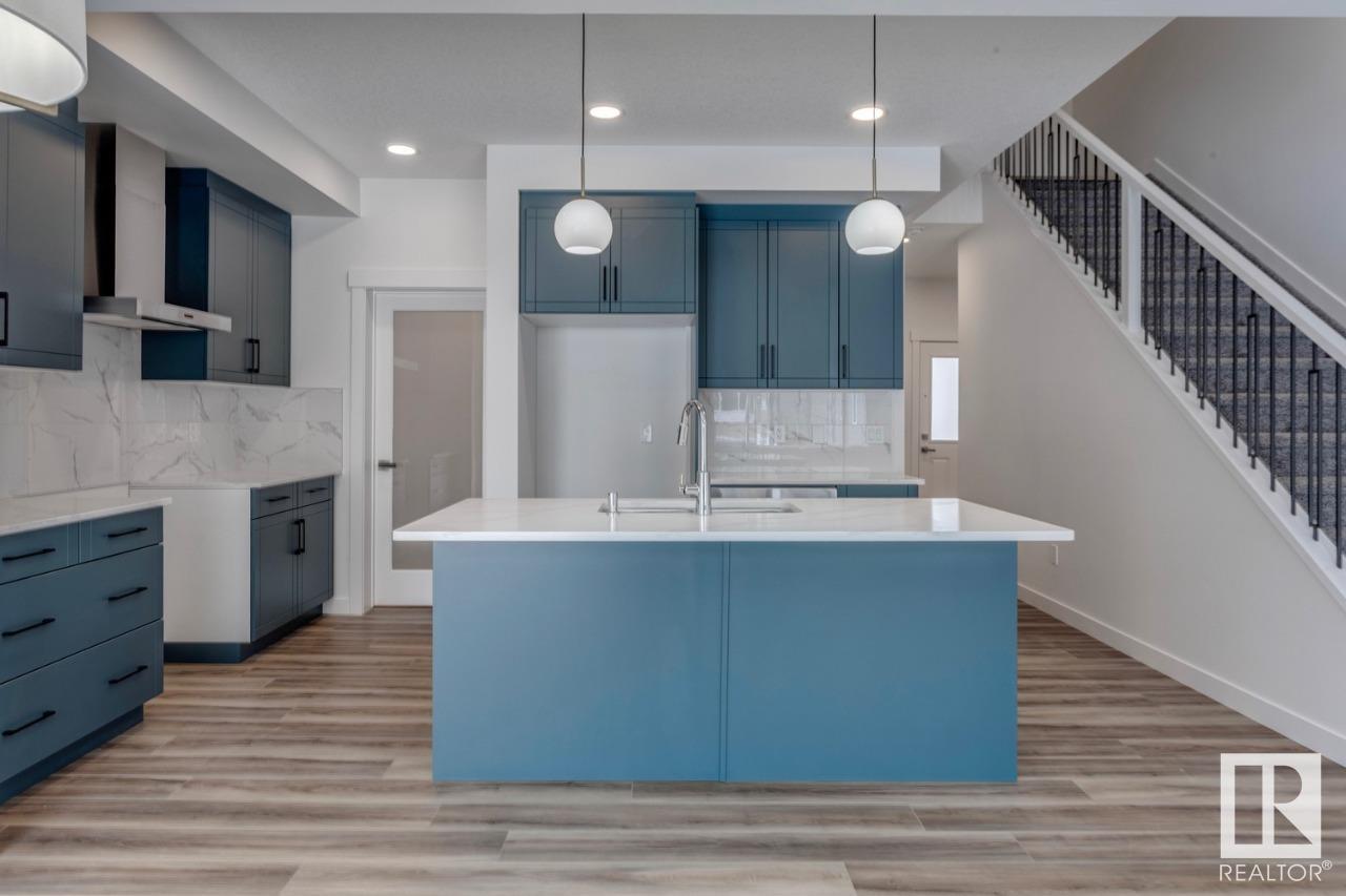 1219 14 AV NW, Edmonton