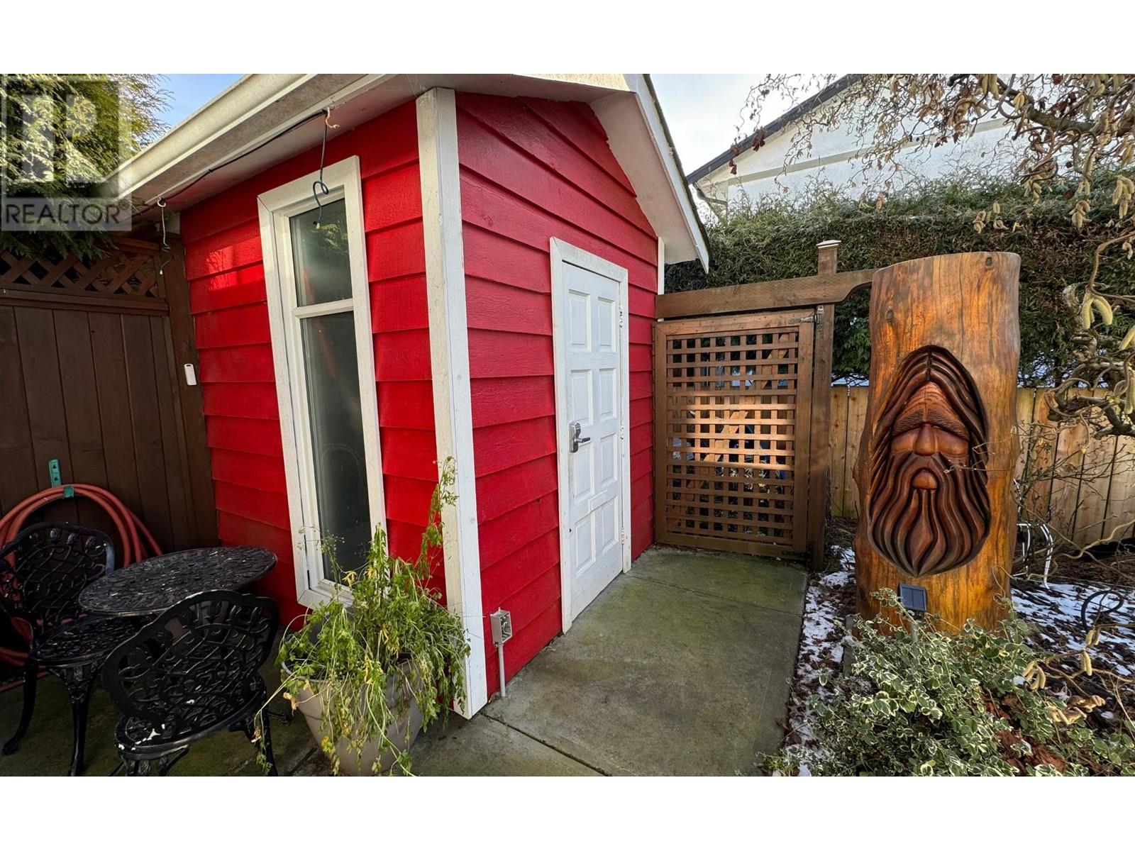 5316 45 Avenue, Delta