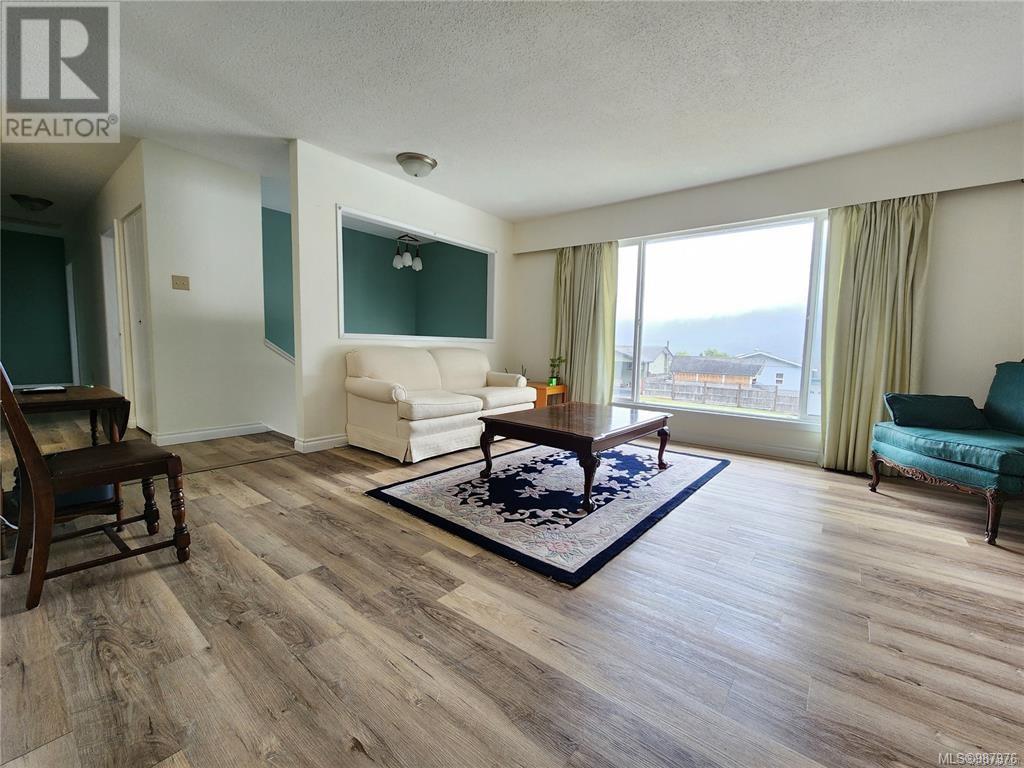 925 Haida Ave - 10