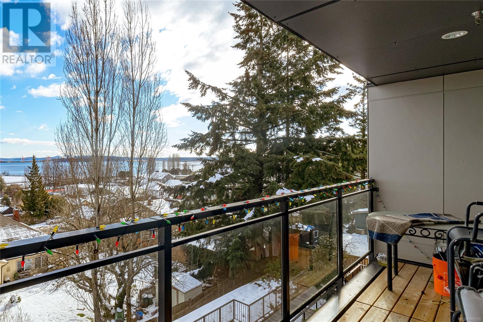 303 119 Haliburton St, Nanaimo real estate listing 988200