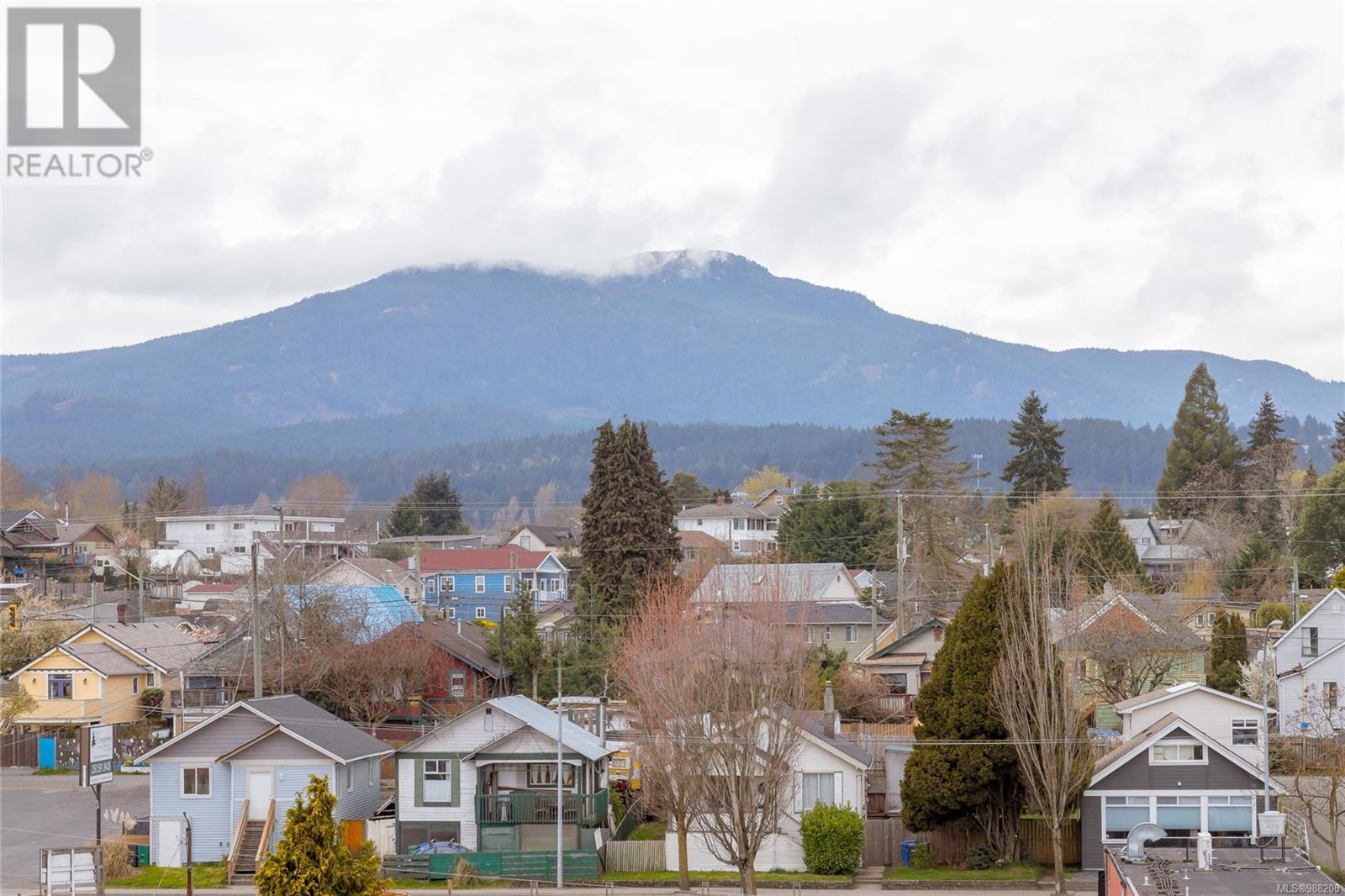 303 119 Haliburton St, Nanaimo real estate listing 988200