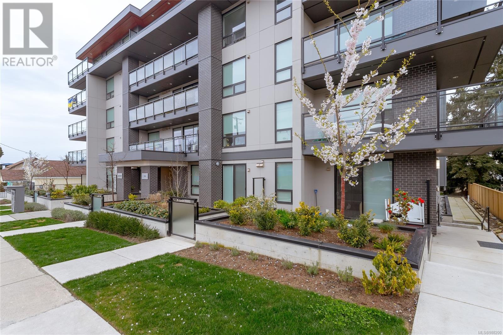 303 119 Haliburton St, Nanaimo real estate listing 988200