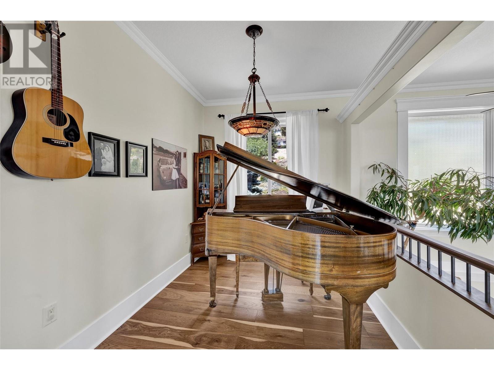  1368 Gregory Road, West Kelowna