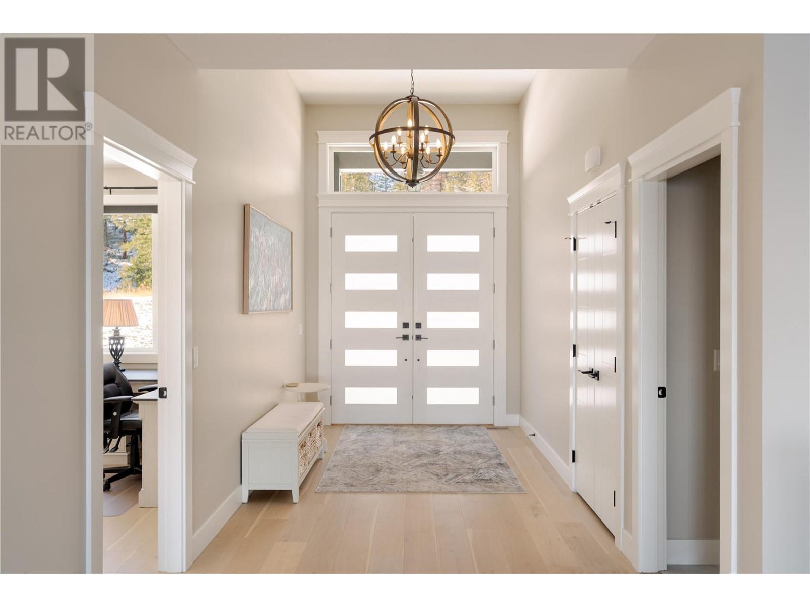  6030 Gerrie Road, Peachland