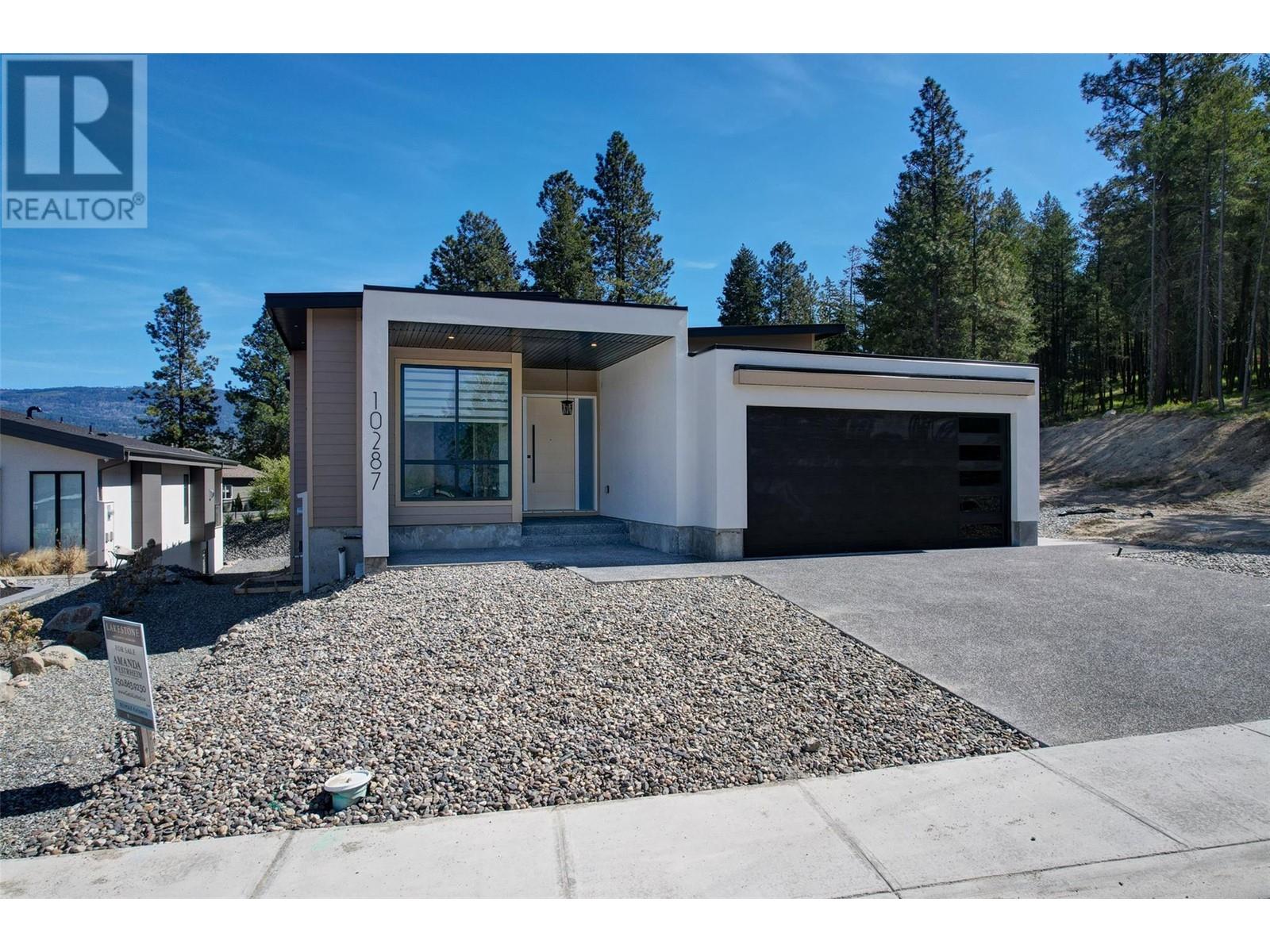  10287 Beacon Hill Drive, Lake Country