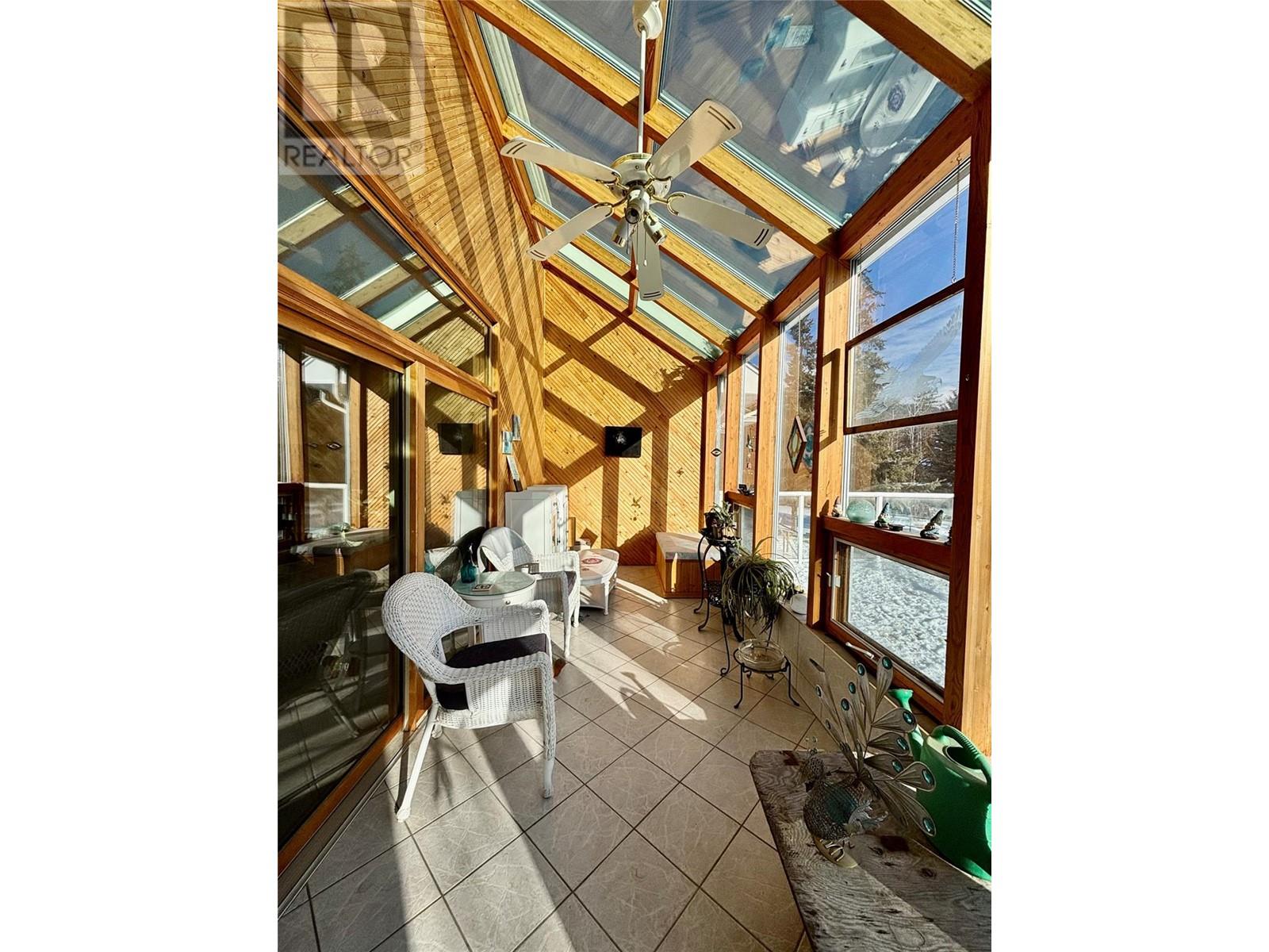  2753 Golf Course Drive, Blind Bay