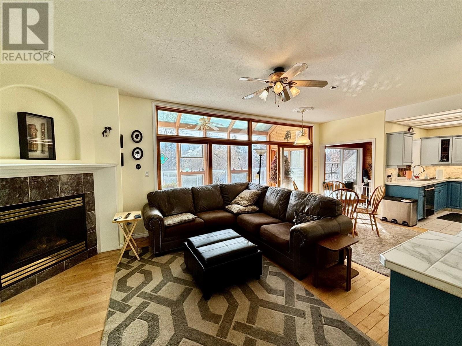  2753 Golf Course Drive, Blind Bay