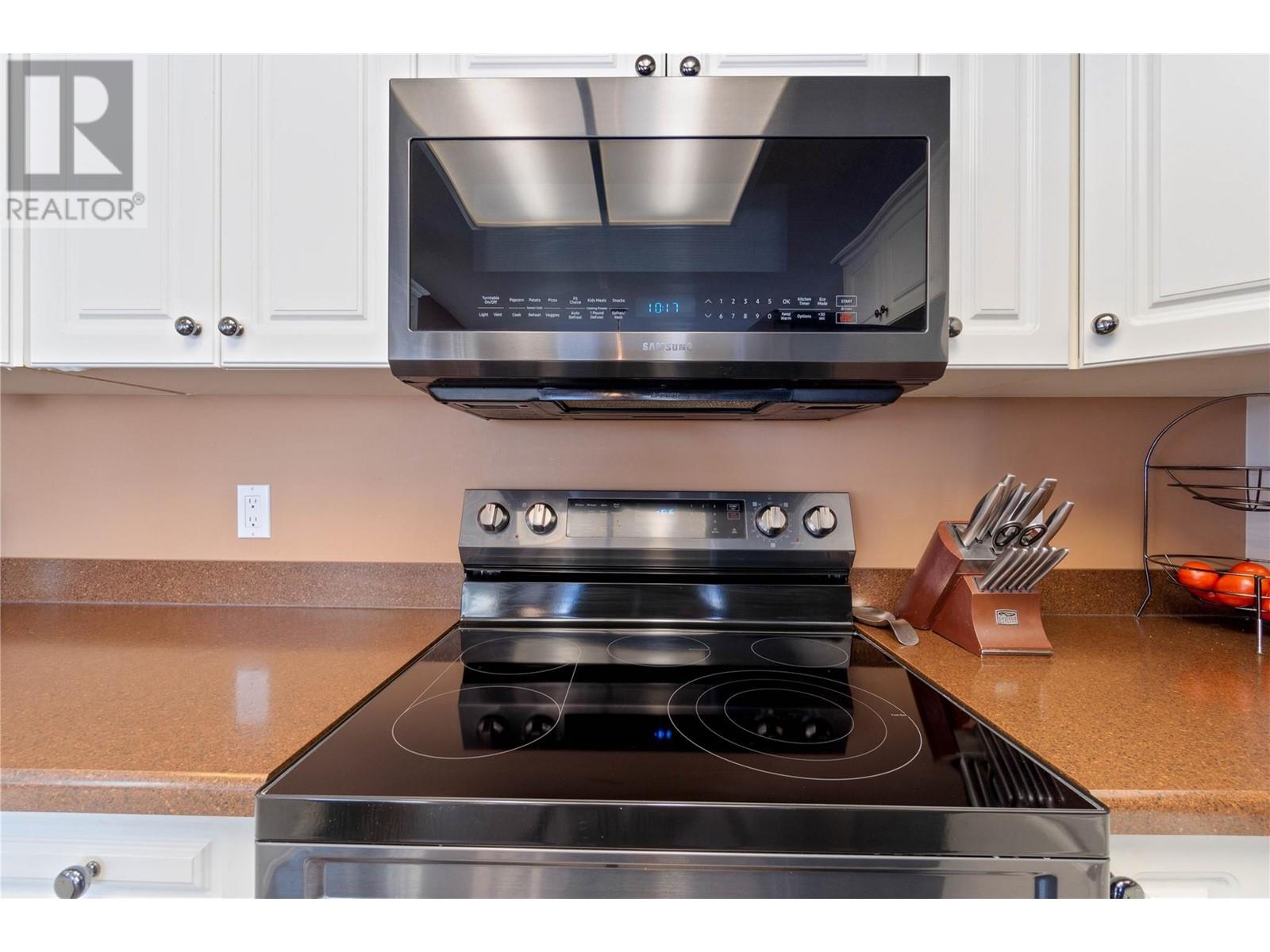  450 17 Street Southeast, Salmon Arm
