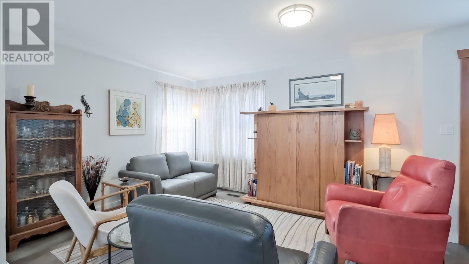  1226 KENSINGTON Street, Penticton