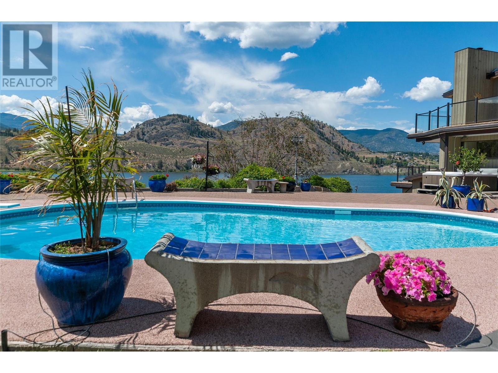264 Eastside Road, Okanagan Falls