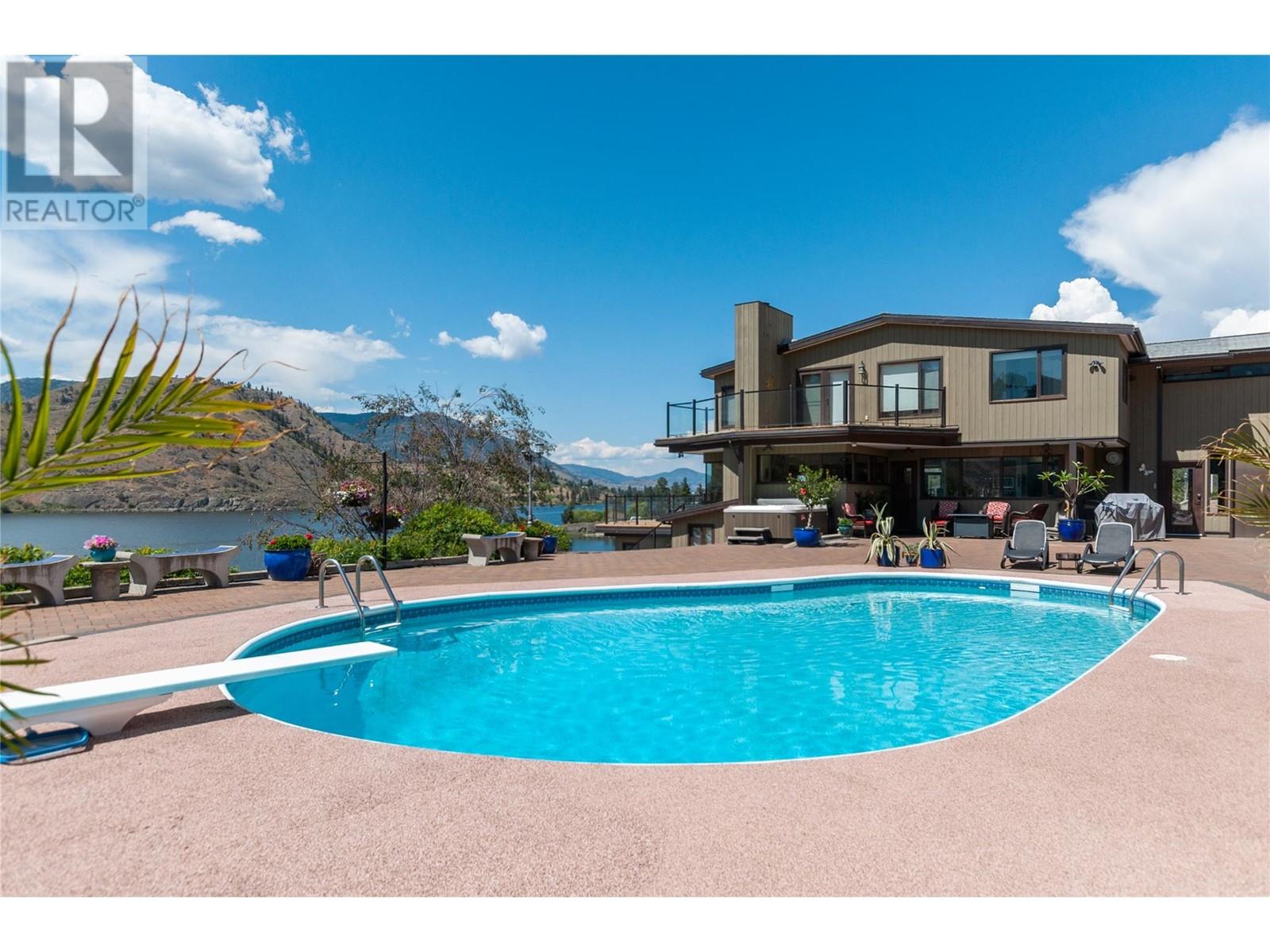 264 Eastside Road, Okanagan Falls