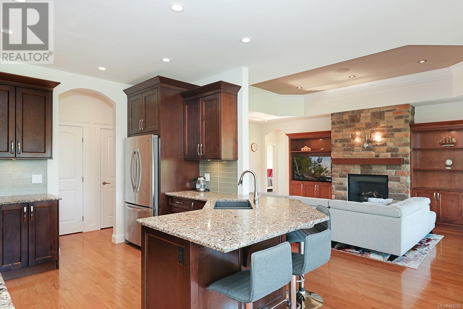 1472 Crown Isle Dr, Courtenay real estate listing 988220