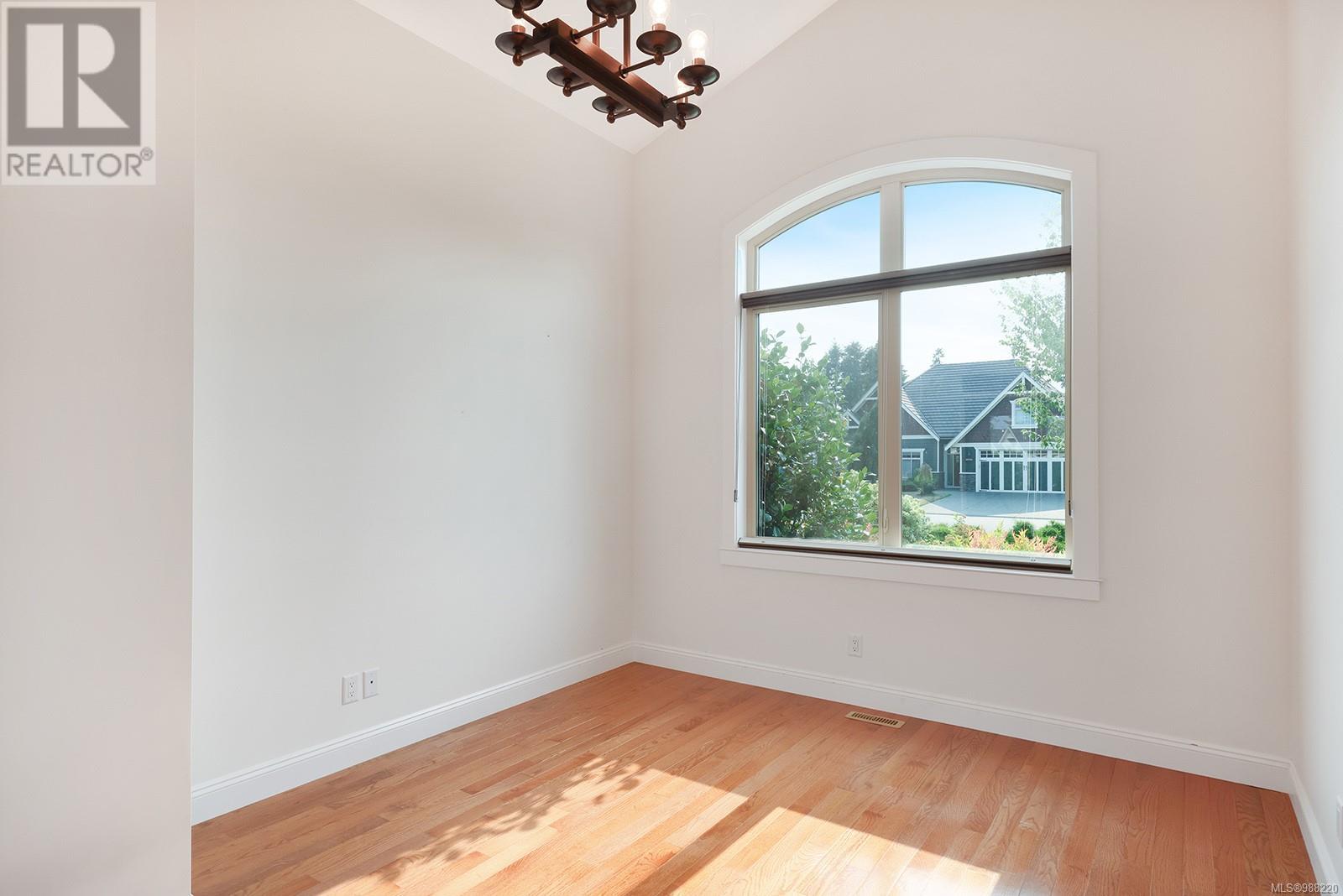 1472 Crown Isle Dr, Courtenay real estate listing 988220