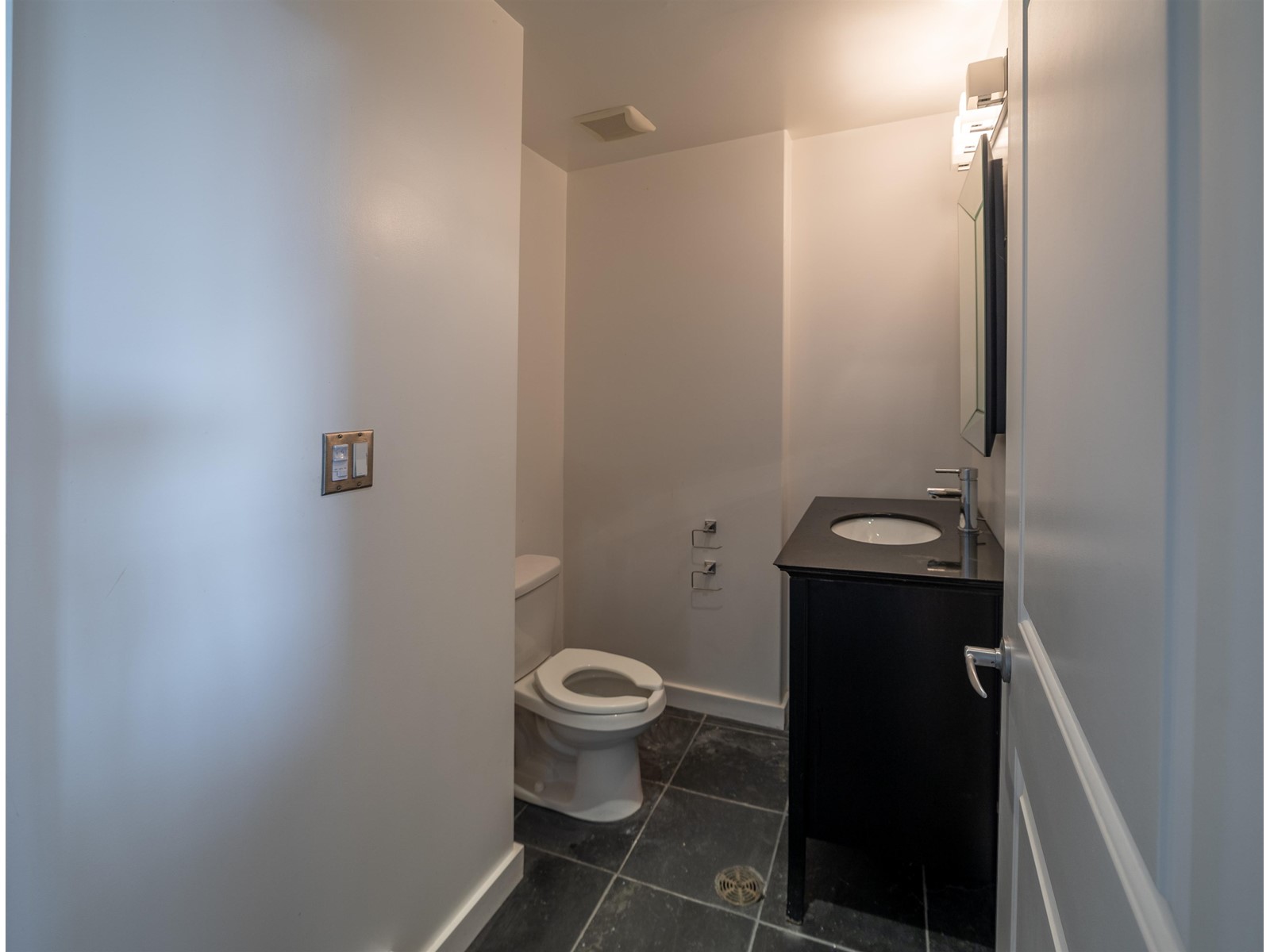 15475 MARINE DRIVE, White Rock