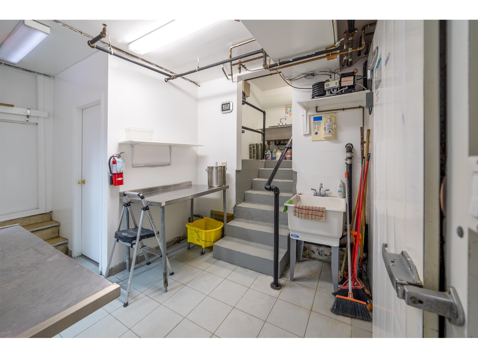 15475 MARINE DRIVE, White Rock