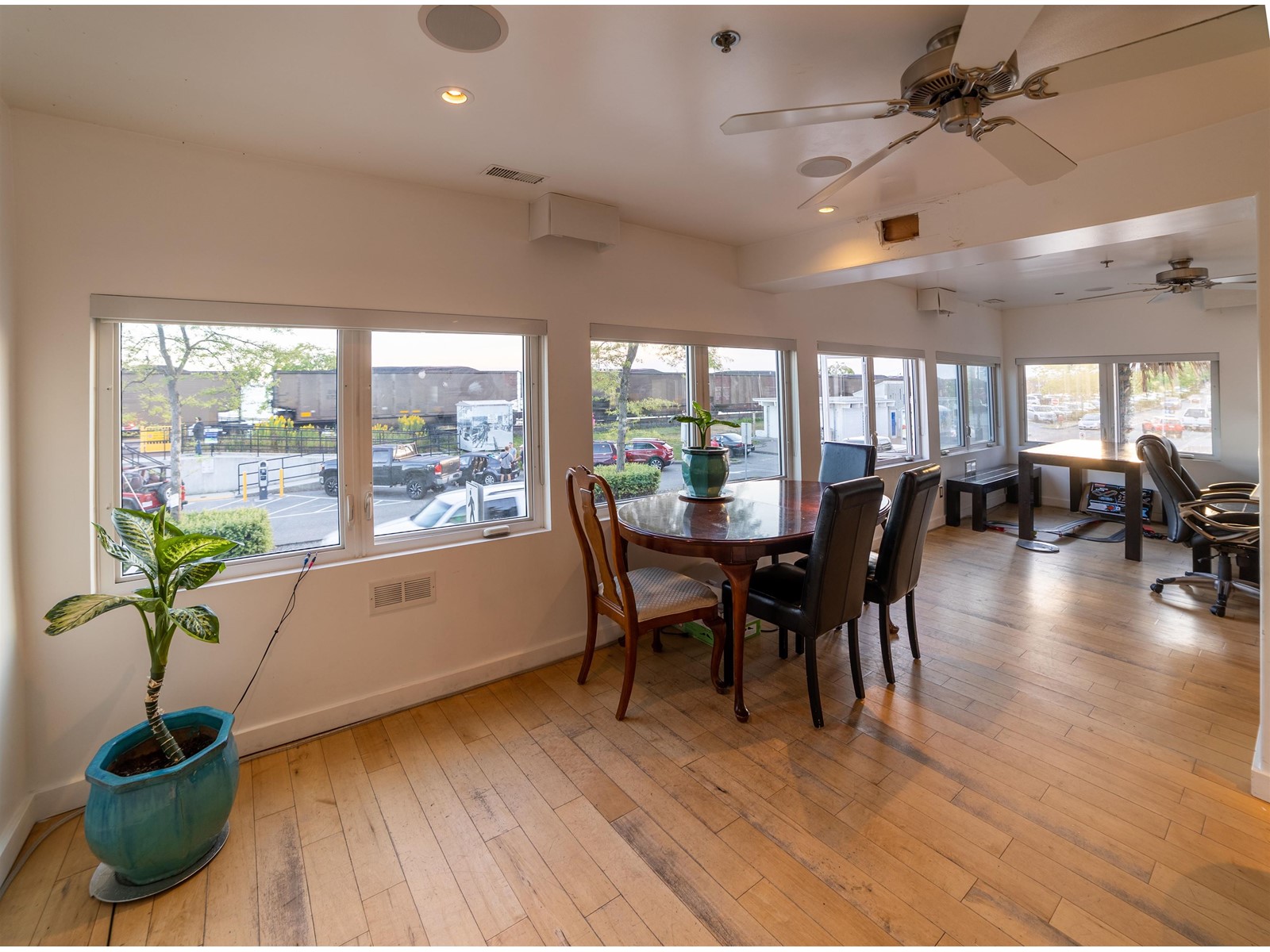 15475 MARINE DRIVE, White Rock