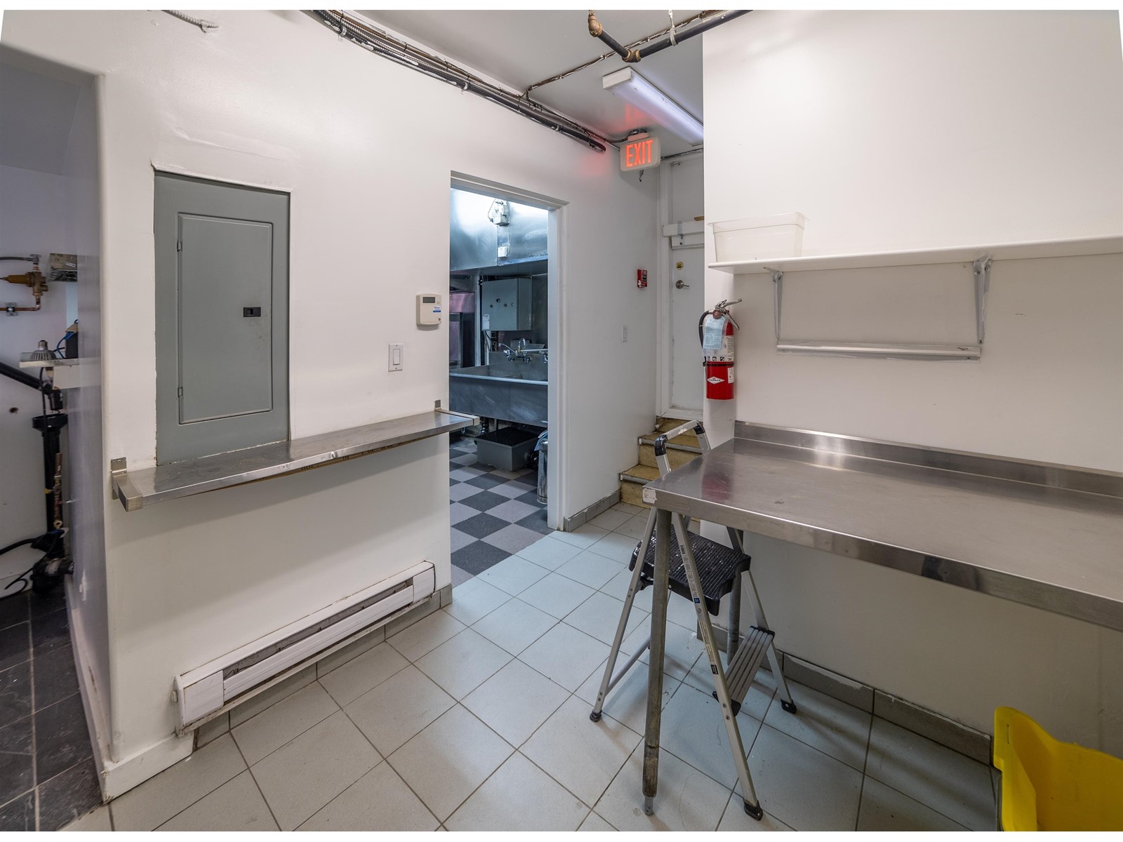 15475 MARINE DRIVE, White Rock