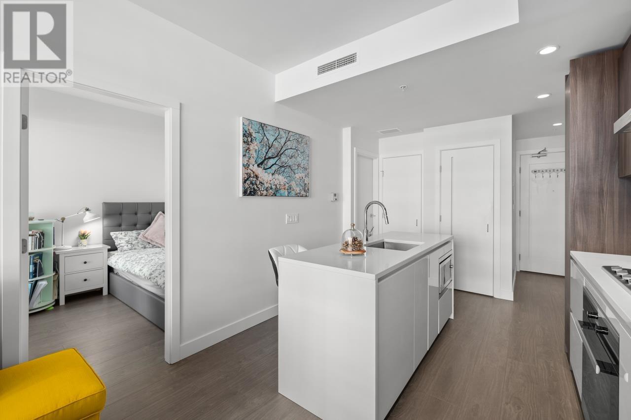 #908-8133 COOK Road, Richmond