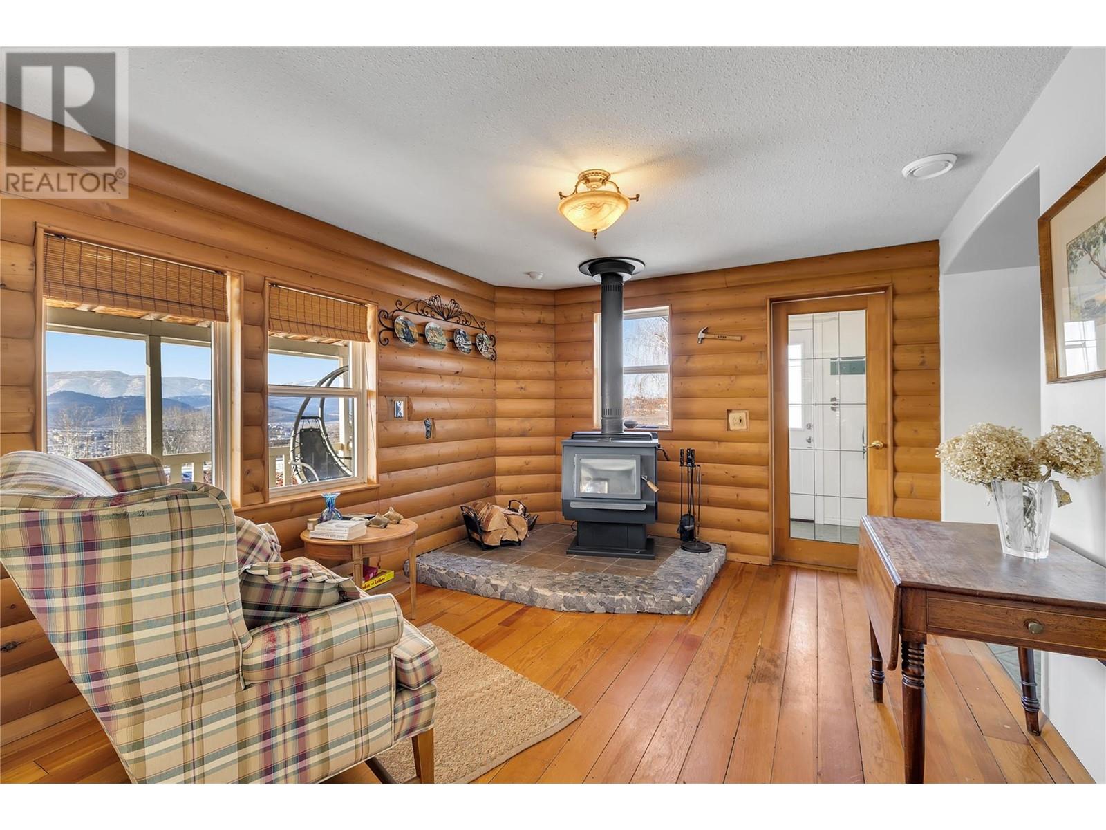  1155 Mckenzie Road, Kelowna