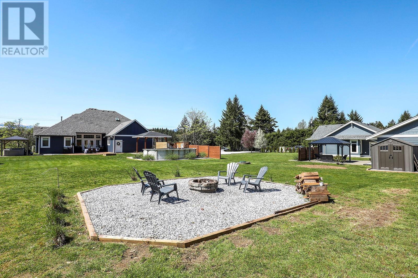 2495 Graham Rd, Courtenay real estate listing 988225