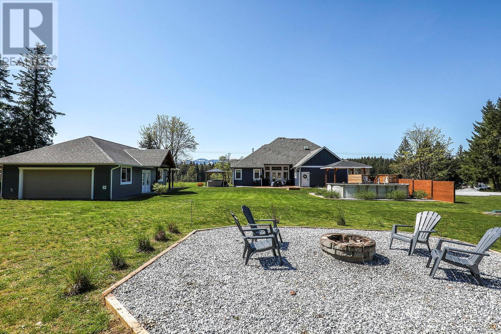 2495 Graham Rd, Courtenay real estate listing 988225