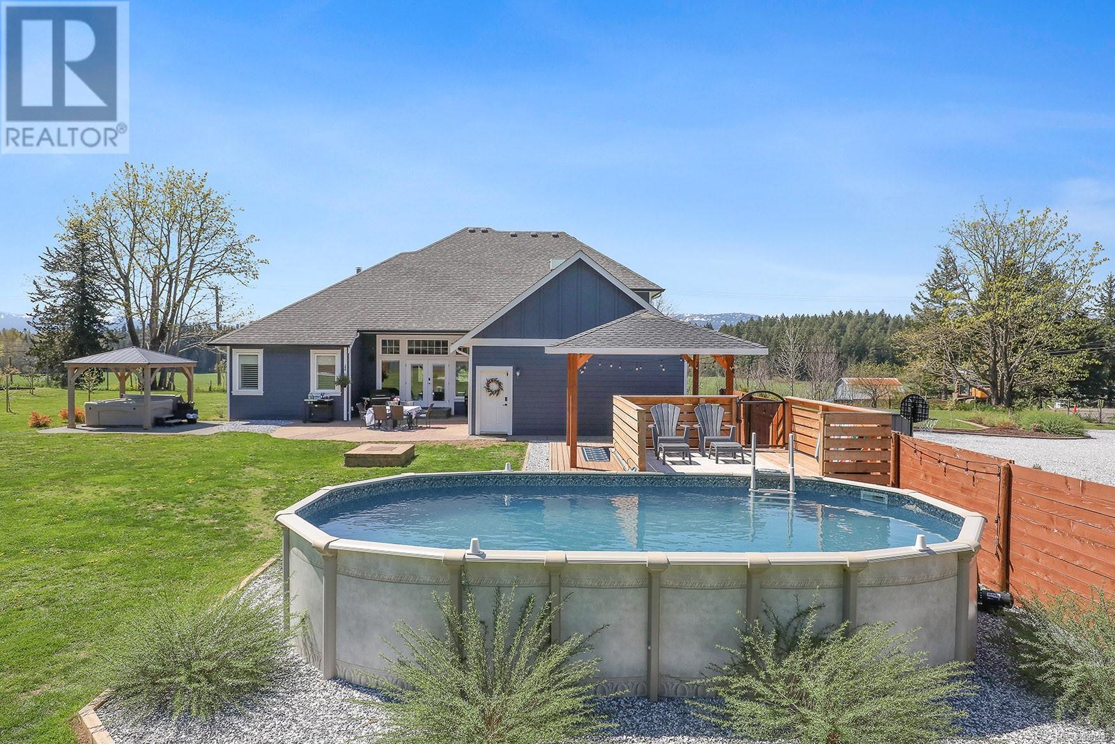 2495 Graham Rd, Courtenay real estate listing 988225