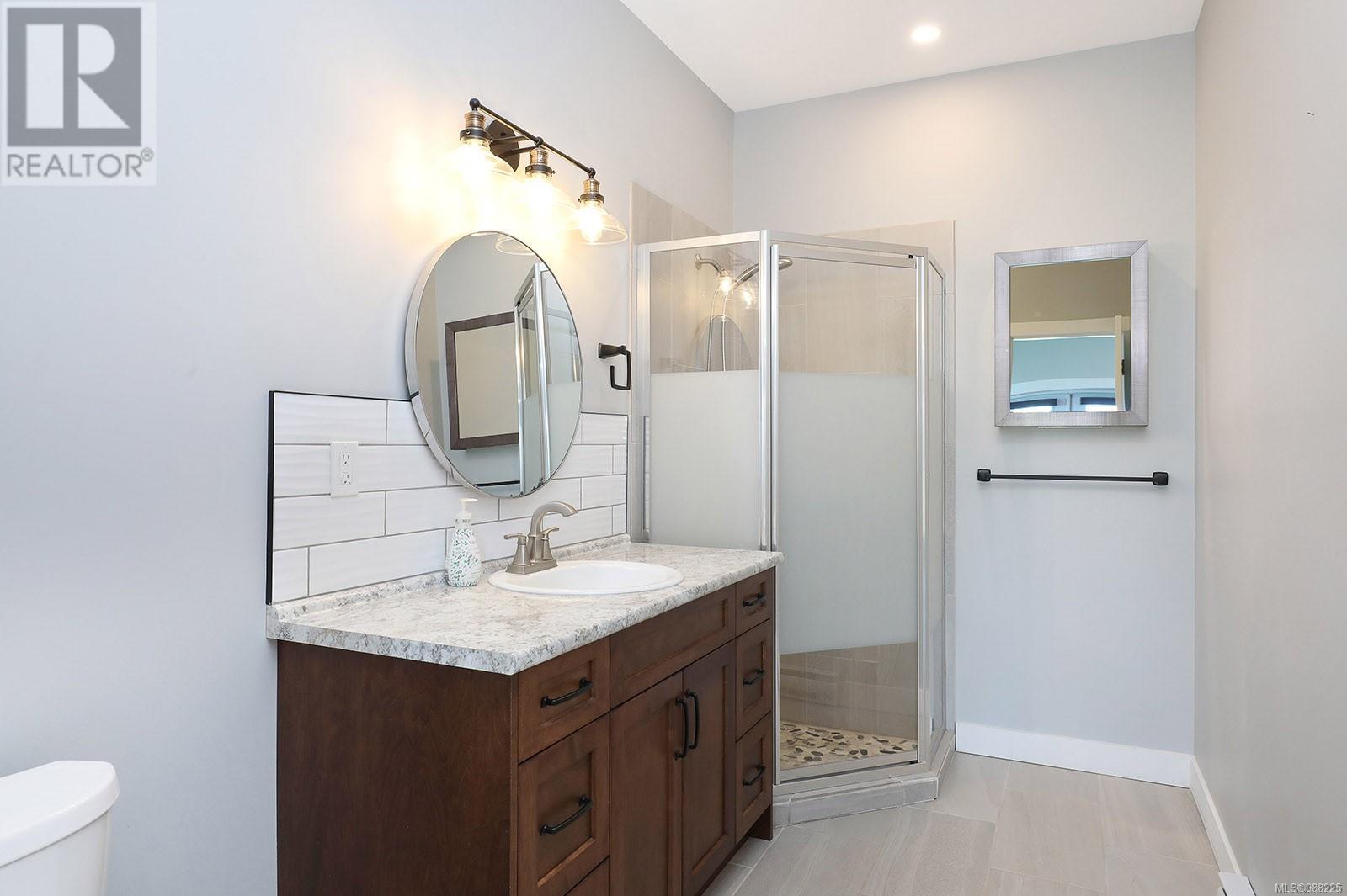 2495 Graham Rd, Courtenay real estate listing 988225