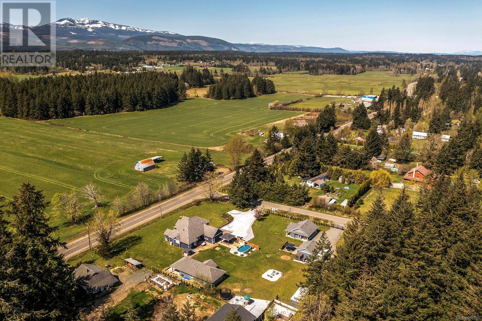 2495 Graham Rd, Courtenay real estate listing 988225