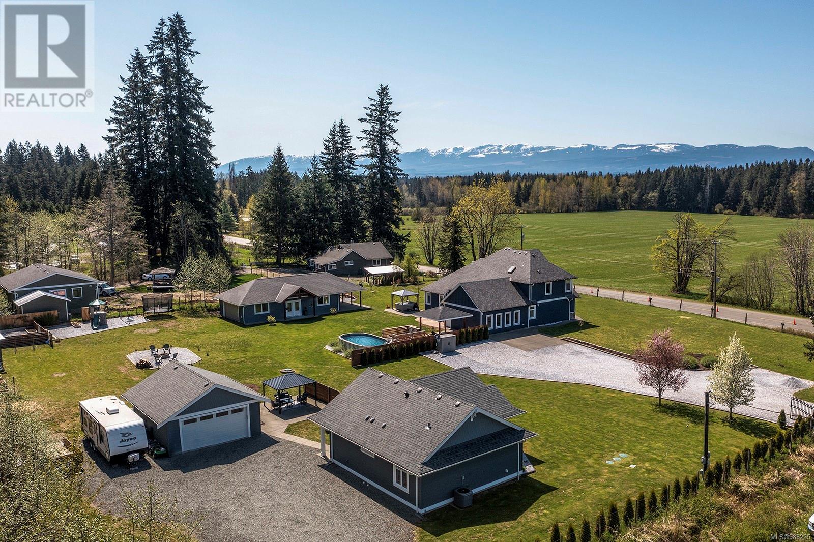 2495 Graham Rd, Courtenay real estate listing 988225