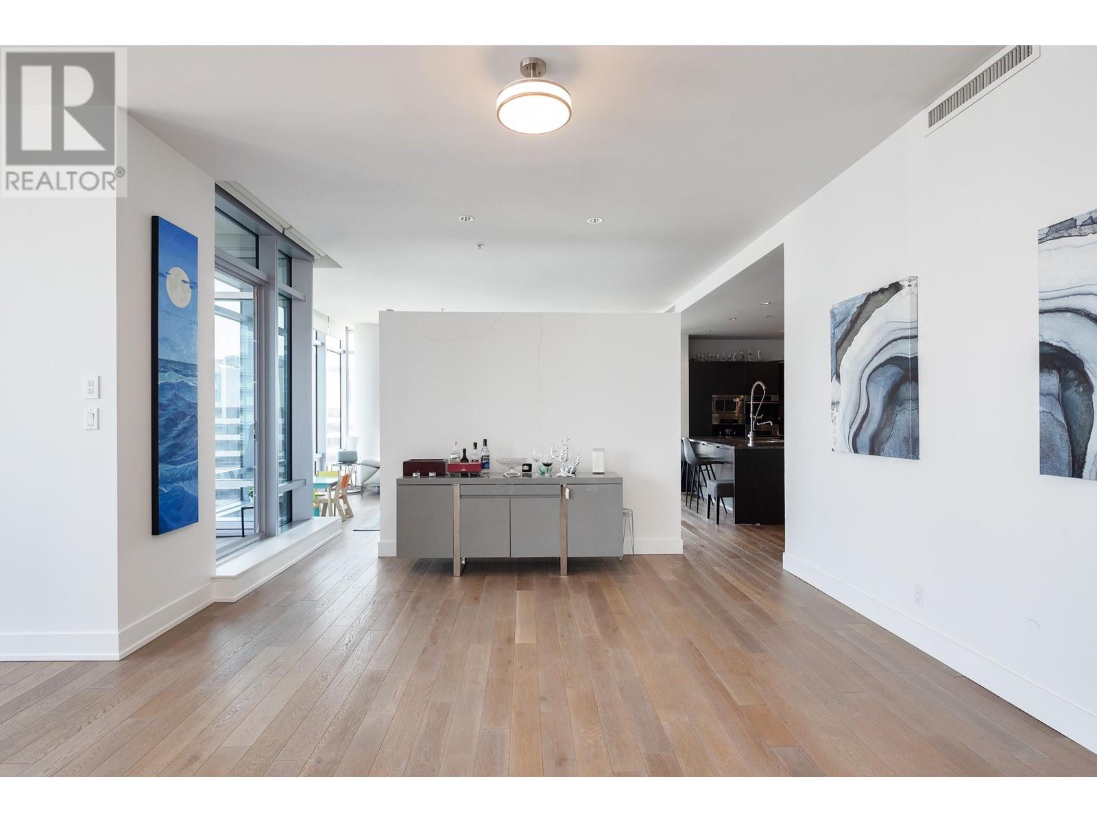 Photo 11 of 4402 1128 W Georgia Street, Vancouver BC