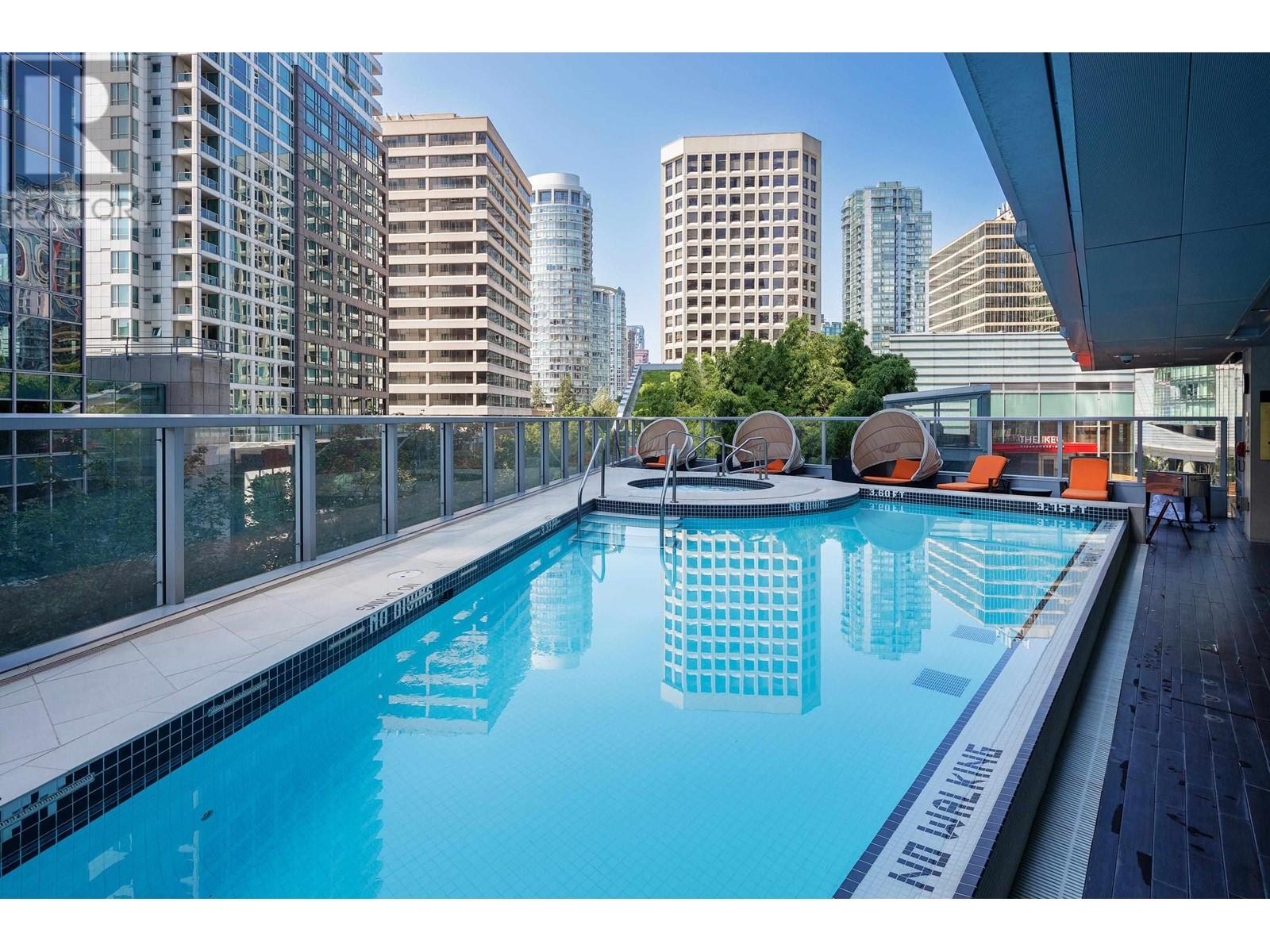 Photo 4 of 4402 1128 W Georgia Street, Vancouver BC