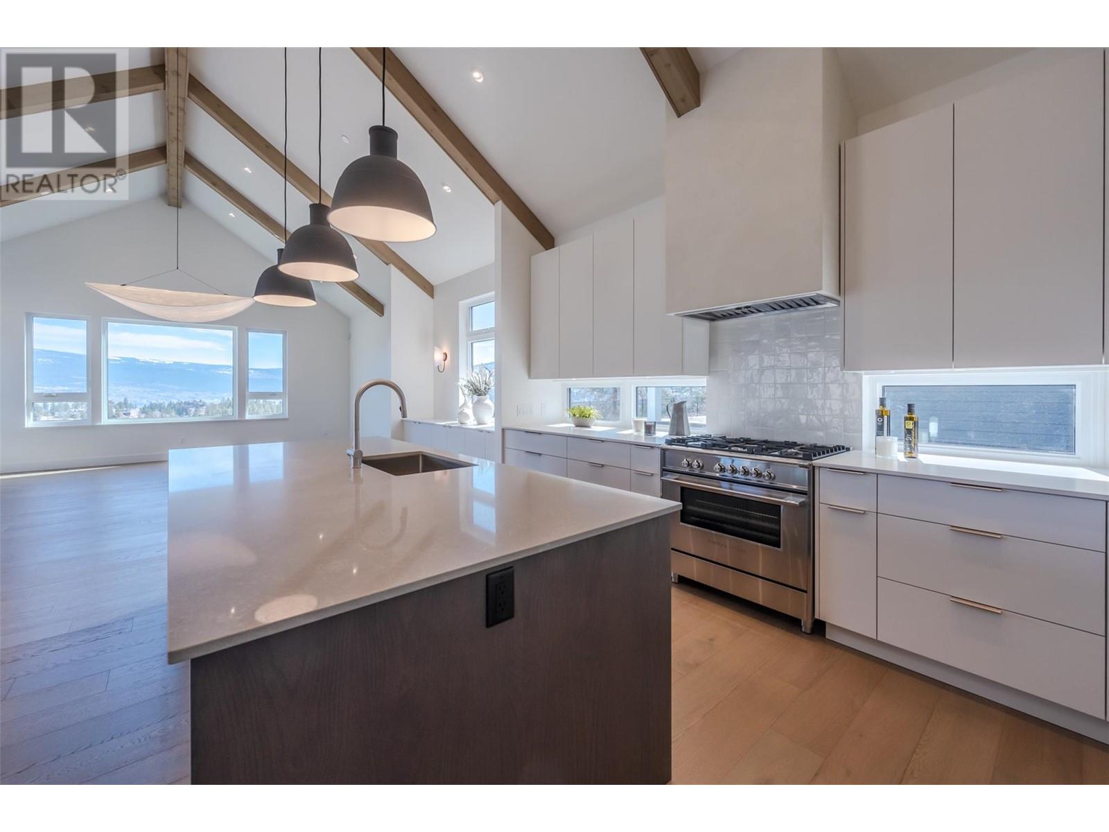 17579 SANBORN Street, Summerland