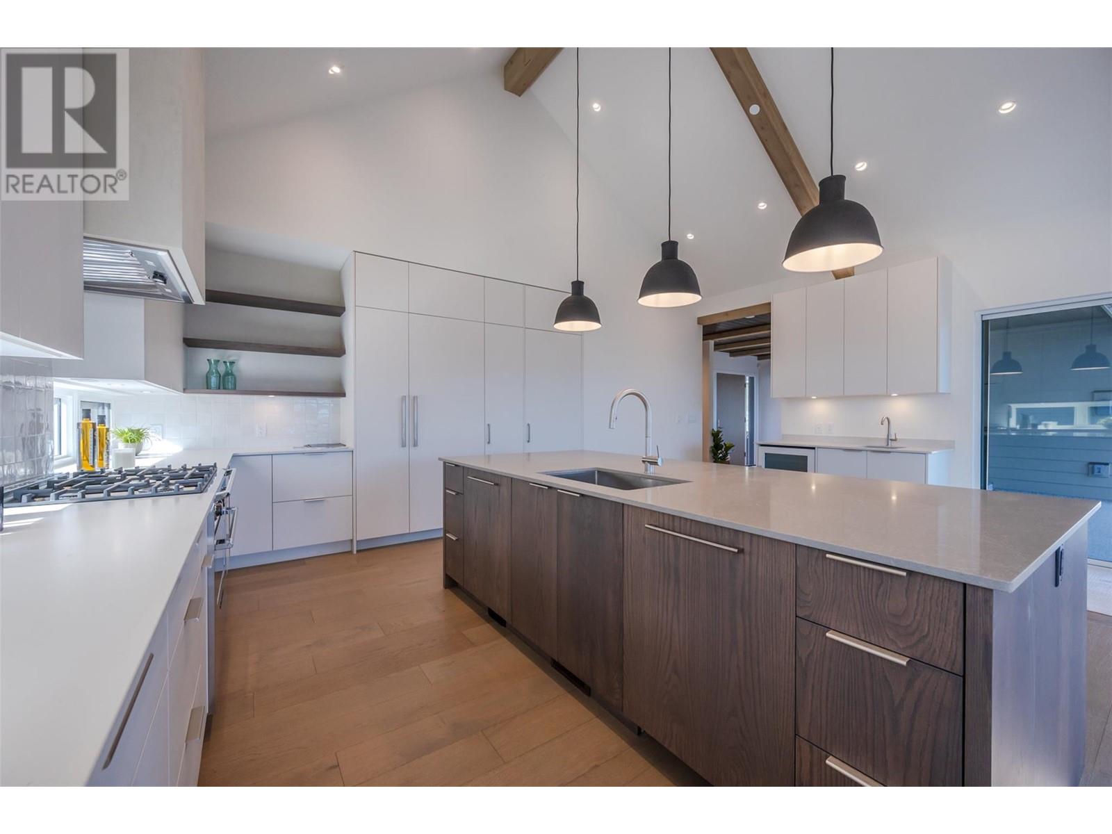 17579 SANBORN Street, Summerland