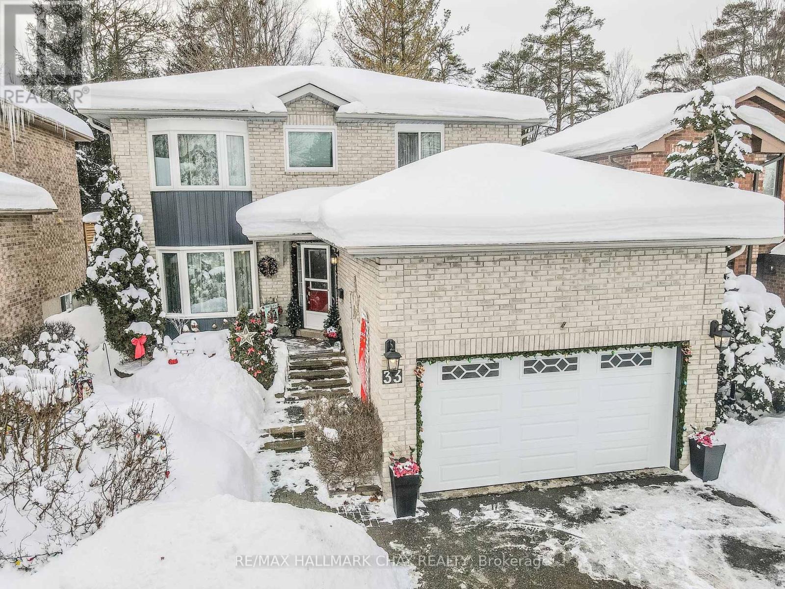 33 IRWIN DRIVE, Barrie (Northwest), Ontario