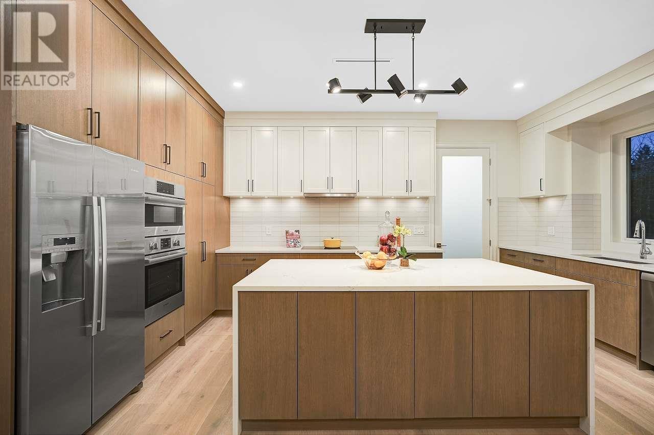 8840 DORVAL ROAD, Richmond