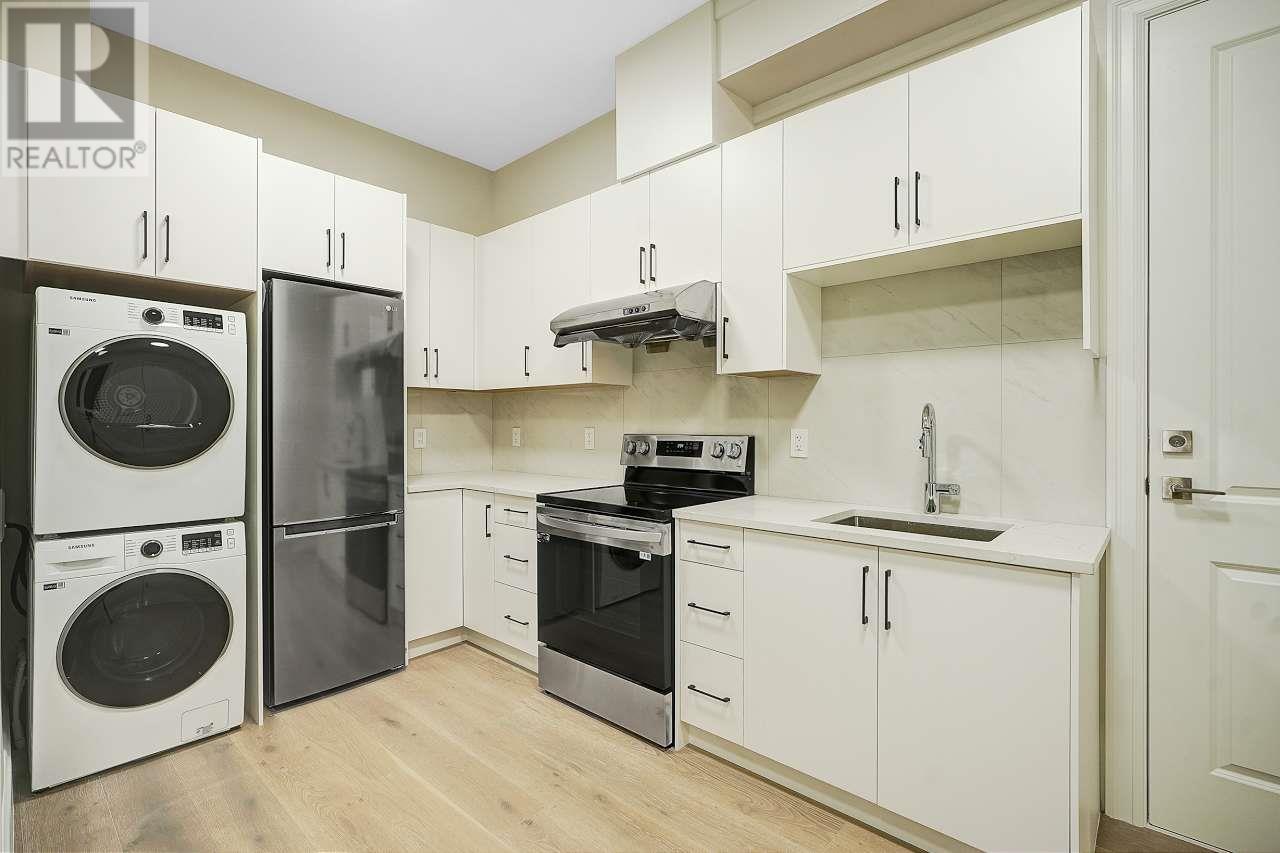 8840 DORVAL ROAD, Richmond