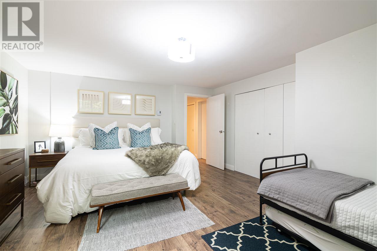 Photo 14 of 104 936 Bute Street, Vancouver BC