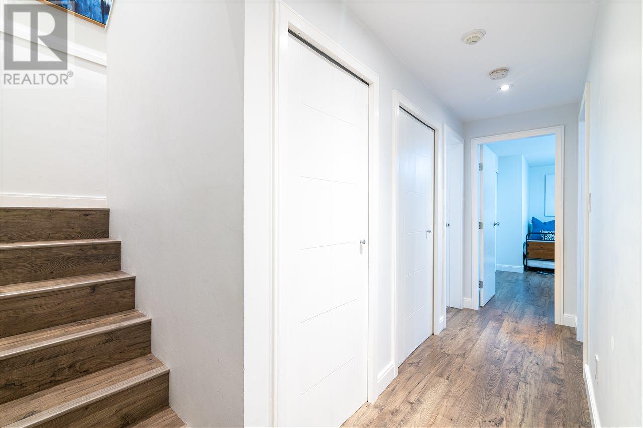 Photo 12 of 104 936 Bute Street, Vancouver BC