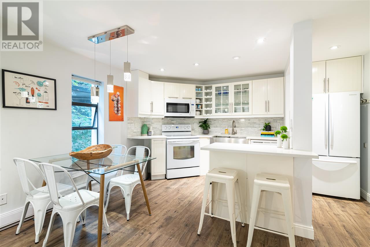 Photo 2 of 104 936 Bute Street, Vancouver BC