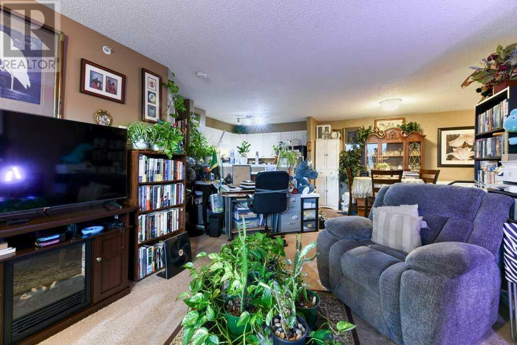 Single Family House for Sale in    Street NE Pineridge Calgary 