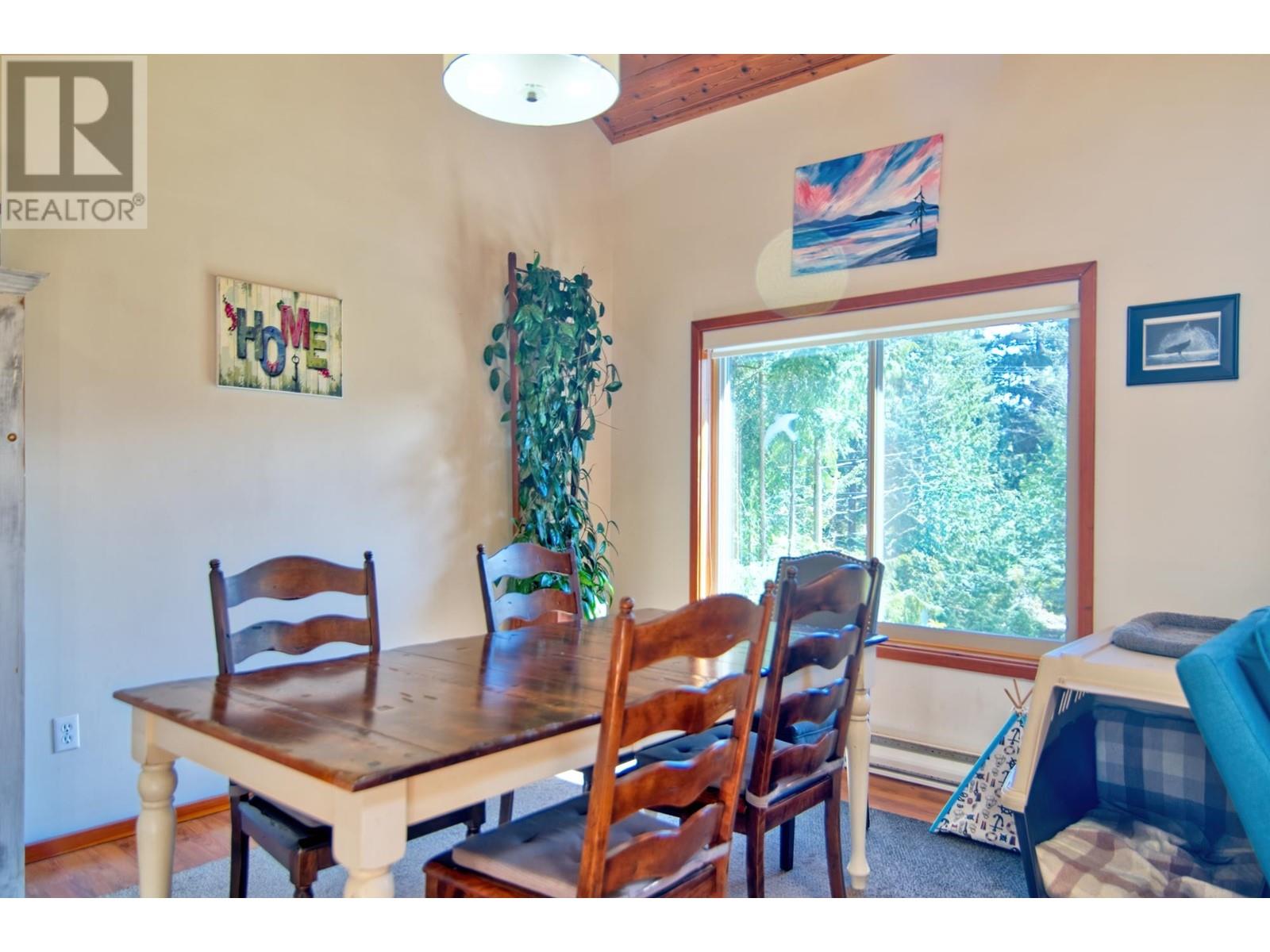 8096 WESTWOOD ROAD, Halfmoon Bay