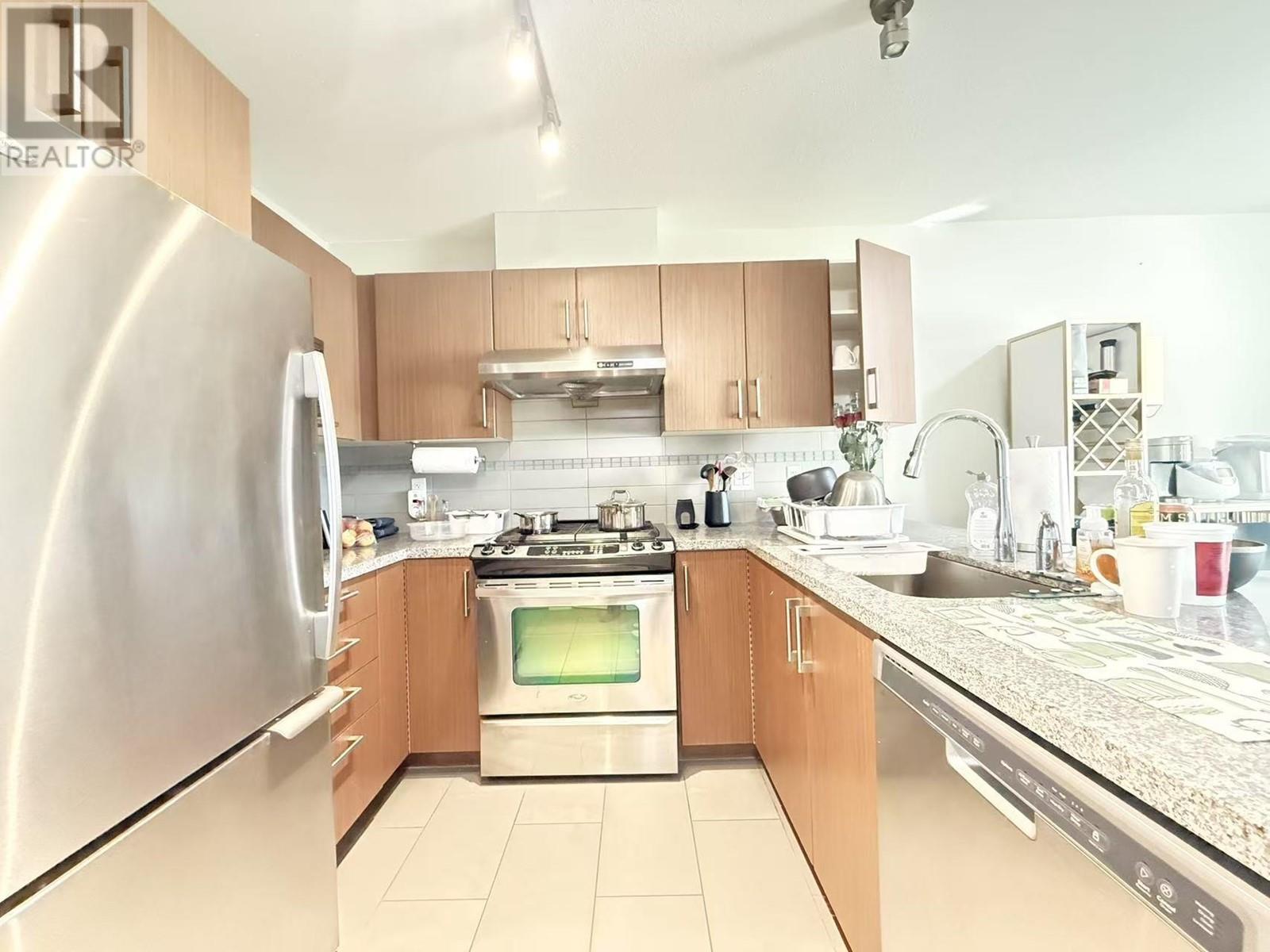 #422-6828 ECKERSLEY Road, Richmond