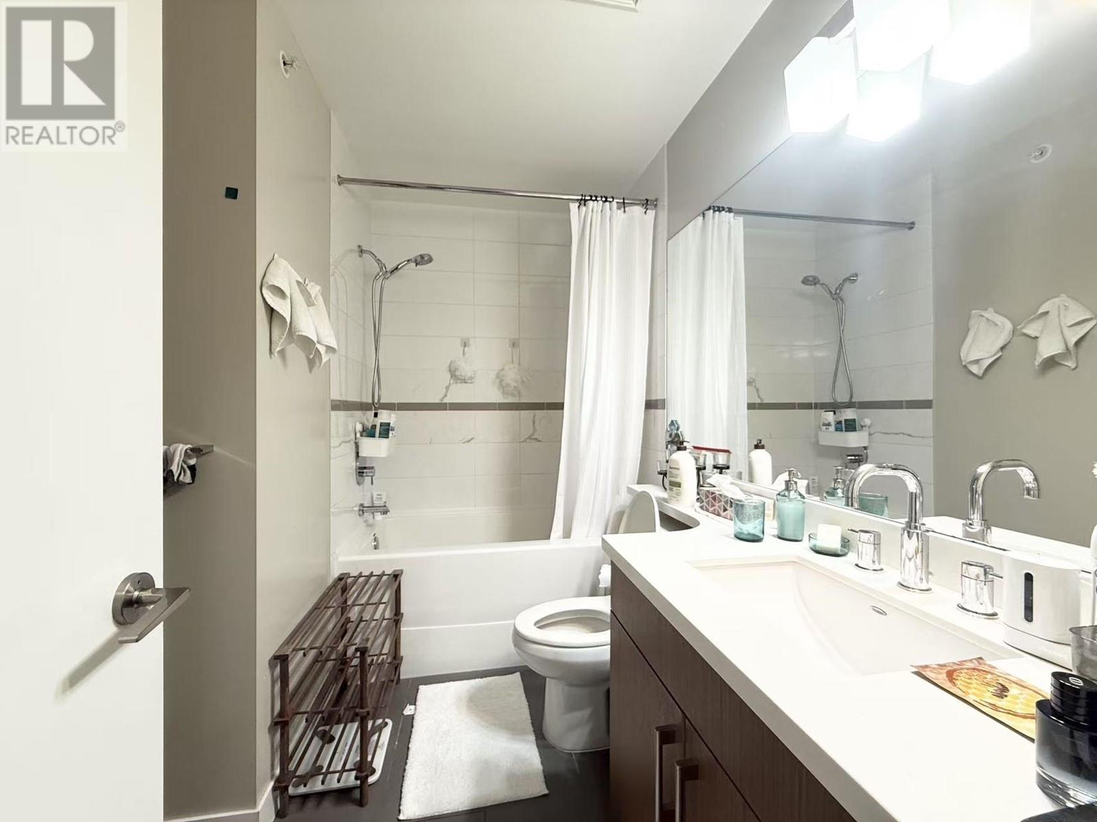 #422-6828 ECKERSLEY Road, Richmond